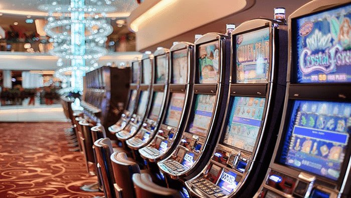 Filipino sports fans watching live basketball betting on 2jl Casino
